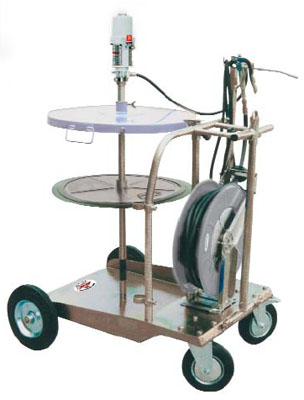Voziček z opremo za delo z mazivi